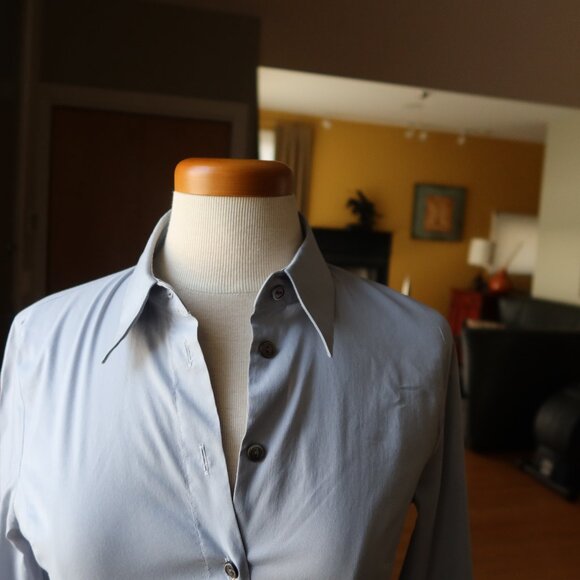 Hugo Boss button front long sleeve light blue blouse size 34 cotton blend womens - Picture 6 of 16